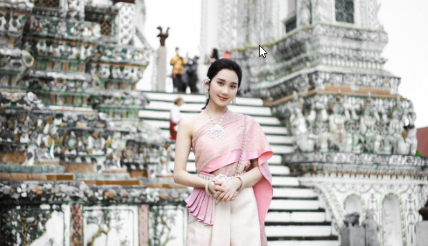 Mina Young đẹp 'cực lạ' trong trang phục truyền thống Thái Lan