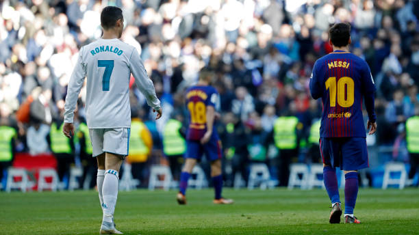 Không ‘nhả đạn’ liên tục nhưng Messi vẫn khiến Ronaldo phải ngước nhìn