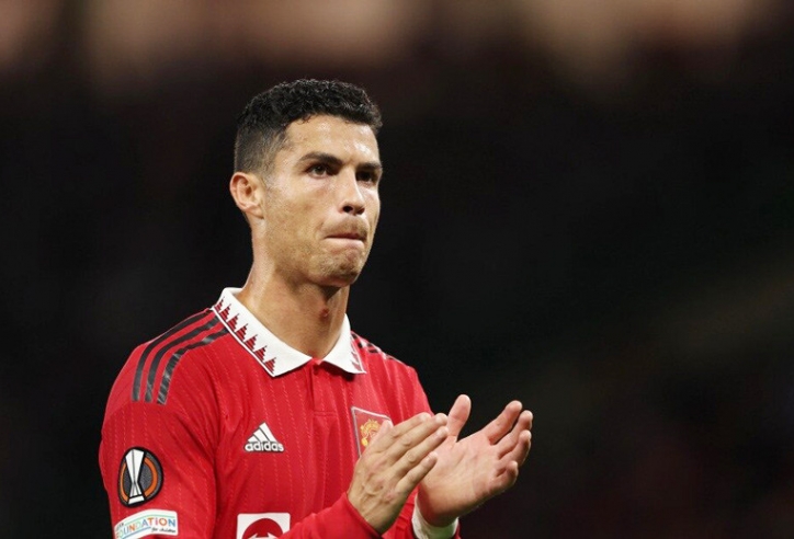 Vén màn bí mật: Tất cả đã sai vì chỉ trích Ronaldo sau hành động bỏ vào đường hầm?