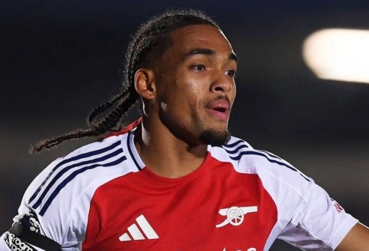 Cựu sao Arsenal thể hiện tình yêu đặc biệt với Malaysia