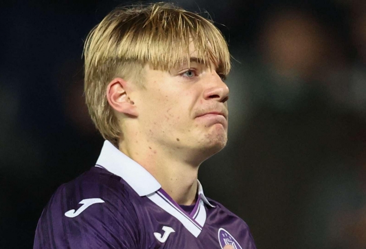 Sao mai nước Bỉ được khuyên nên né Ngoại hạng Anh