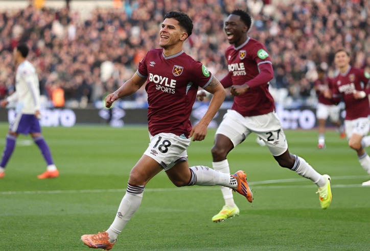 Aston Villa ngược dòng ngoạn mục, hạ West Ham ngay tại sân khách