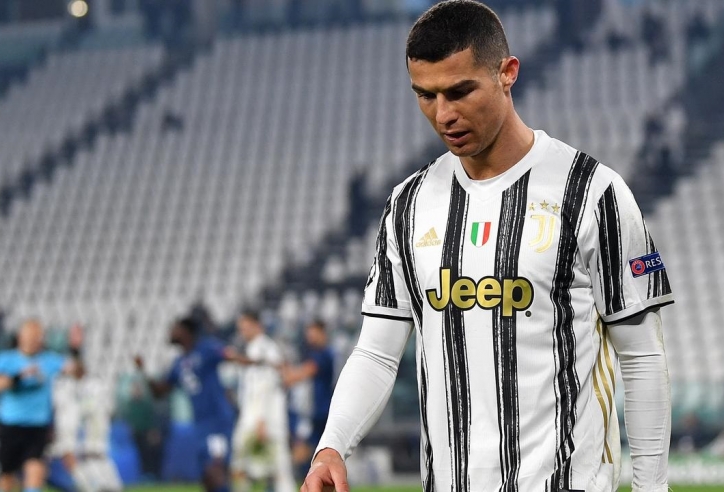 Juventus buông xuôi, Ronaldo có ngay bến đỗ mới?