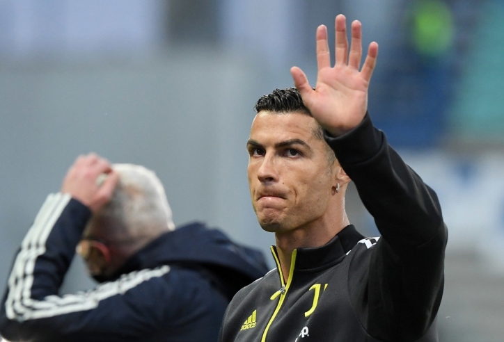 Chuyển nhượng bóng đá tối 16/11: Rõ vụ Ronaldo rời MU, sáng tỏ tương lai Mbappe?