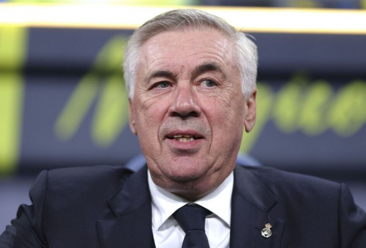 Carlo Ancelotti chính thức lên tiếng về việc gia hạn với Real ngày trở lại Cúp C1