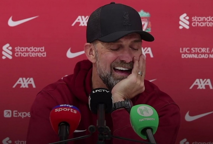 Jurgen Klopp đáp trả cực ngầu về bê bối VAR tại Ngoại hạng Anh