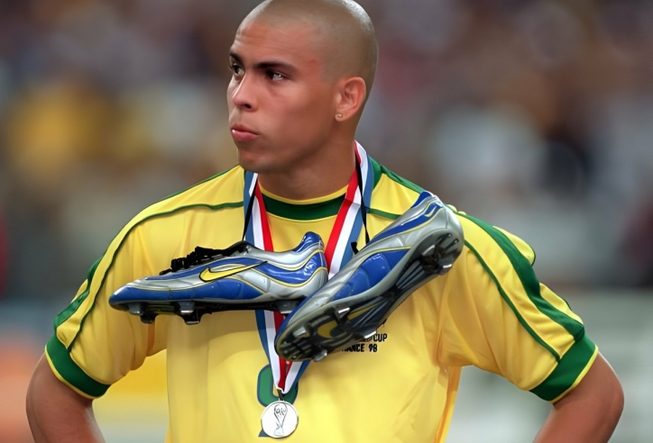 Ronaldo Béo chỉ ra 8 cầu thủ vĩ đại nhất lịch sử bóng đá