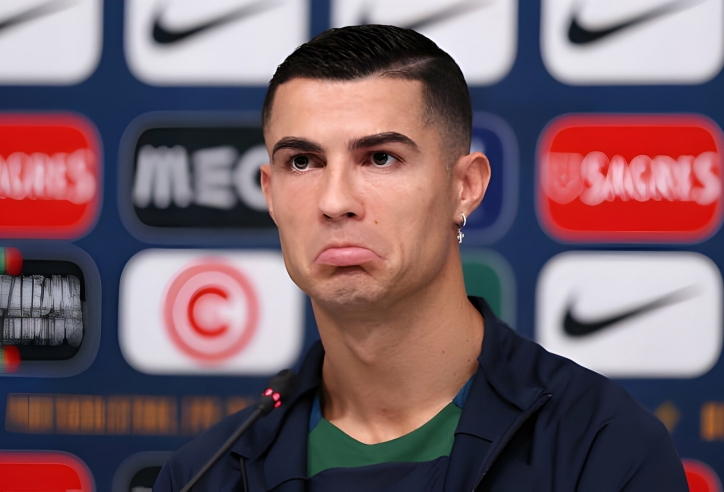 Ronaldo lần đầu lên tiếng khi Al Nassr bị loại tại AFC Champions League