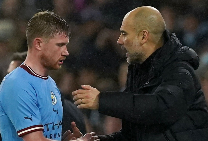 De Bruyne chờ phán quyết từ Pep về việc rời Man City