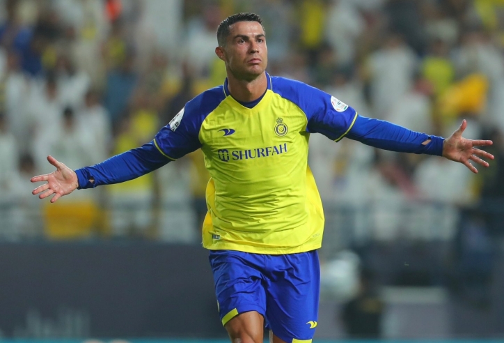 Bị FIFA phạt, Al-Nassr vẫn chi 30 triệu euro đem về đối tác cho Ronaldo