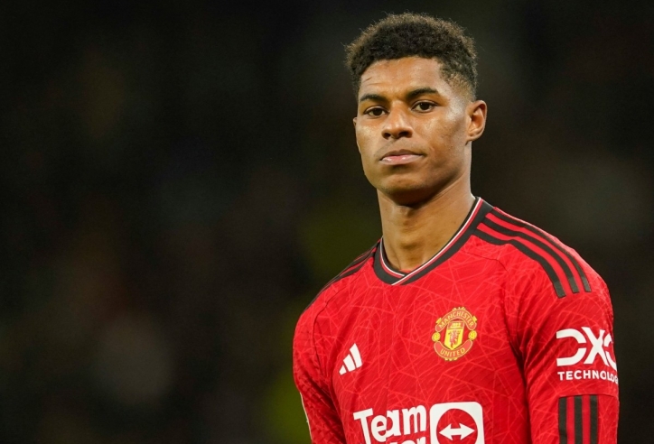 Marcus Rashford 'dính bẫy việt vị' ngoài sân cỏ