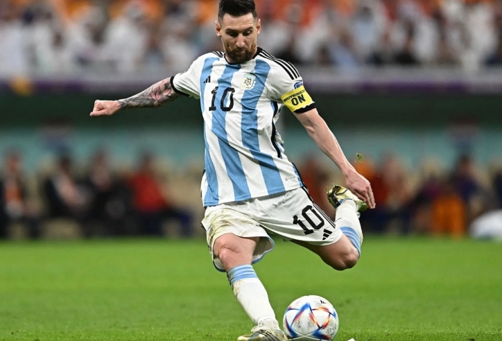 Messi diện 'đôi cánh' Argentina trước thềm MLS 2024