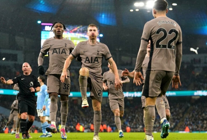 Cơn mưa bàn thắng, Man City chia điểm Tottenham trong trận Super Sunday đầy tranh cãi