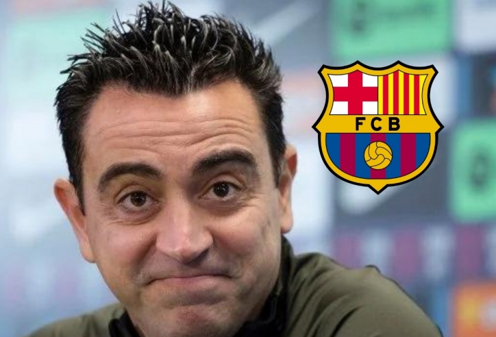 Xavi sẵn sàng ở lại Barcelona với 2 điều kiện