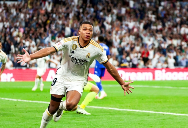 Mbappe xâu kim hậu vệ, ghi bàn trong màu áo Real