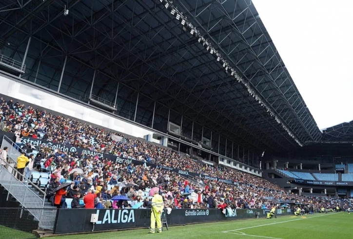 KỶ LỤC: Gần 6500 người hâm mộ đến xem buổi tập của CLB top cuối La Liga