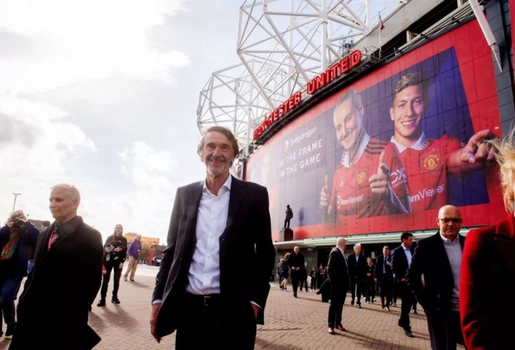 Jim Ratcliffe hủy thẻ tín dụng của bộ sậu Man Utd nhằm tiết kiệm tiền