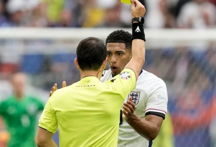 Cầu thủ Anh và Tây Ban Nha có bị treo giò bởi thẻ phạt tại chung kết Euro?