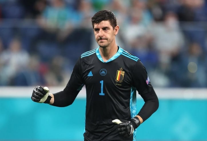 Thibaut Courtois tuyên bố chia tay tuyển Bỉ vì HLV Tedesco