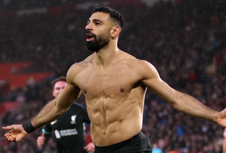 Arne Slot và CĐV Liverpool đồng loạt xin một điều từ Salah