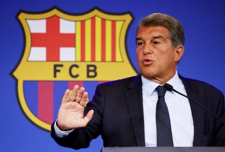 CĐV Barca yêu cầu Chủ tịch Laporta từ chức vì một lý do