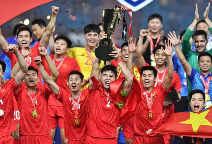 ĐT Việt Nam xô đổ hàng loạt kỷ lục khi vô địch AFF Cup 2024