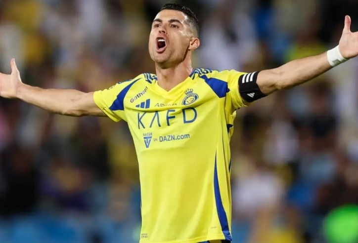 Ronaldo và Mane tỏa sáng, Al Nassr thắng trận đầu năm 2025