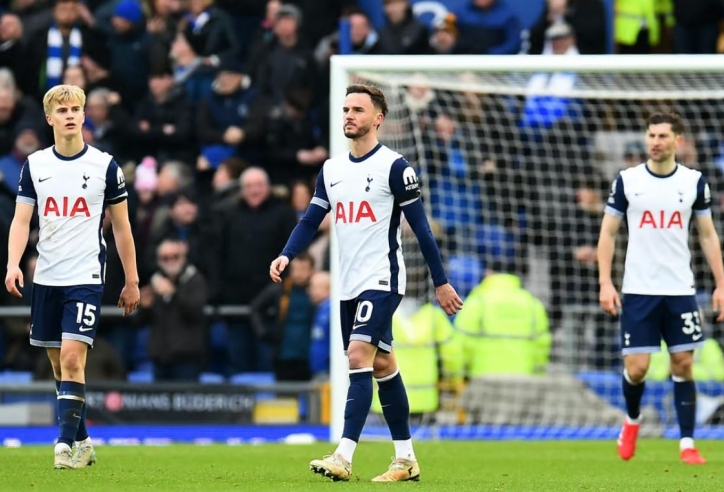 Tottenham sa lầy khủng hoảng, HLV Postecoglou gắt gỏng nói một điều