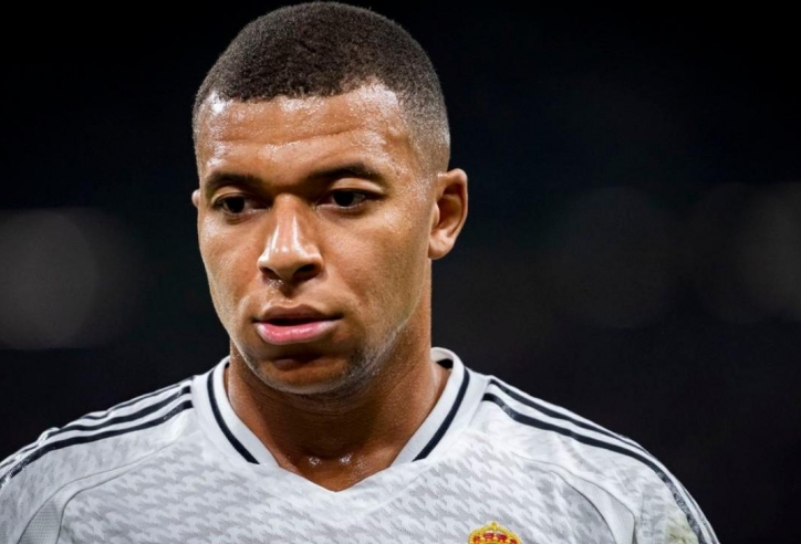 Mbappe bất ngờ bị NHM biểu tình phản đổi