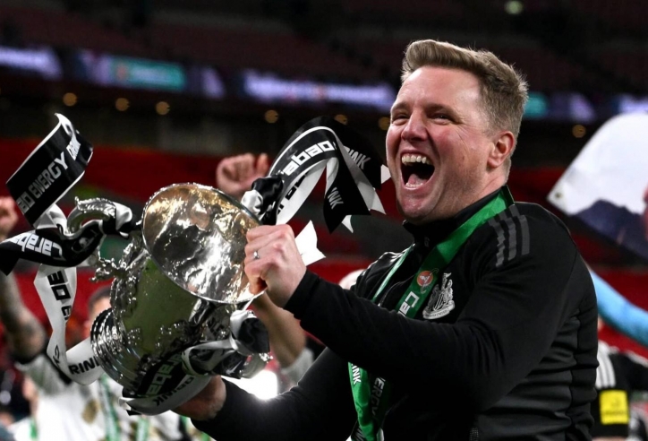 Vừa vô địch Carabao Cup, HLV Newcastle đối diện ngay trát sa thải