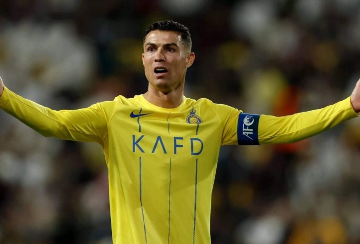 Ronaldo lần đầu nghỉ 2 trận liên tiếp, nội bộ Al Nassr dậy sóng