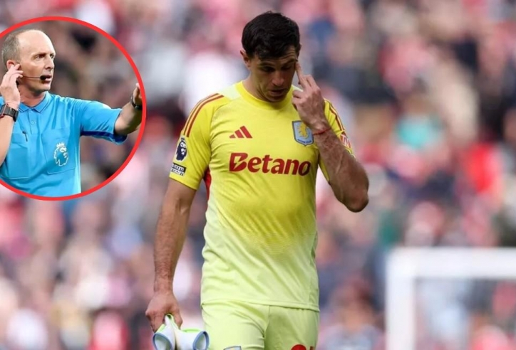 Chuyên gia trọng tài lên tiếng bất ngờ về thẻ đỏ của Emiliano Martinez