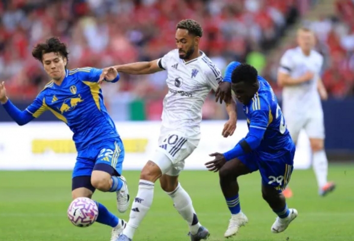 Trực tiếp MU 0-0 Leeds United: MU tấn công tìm bàn