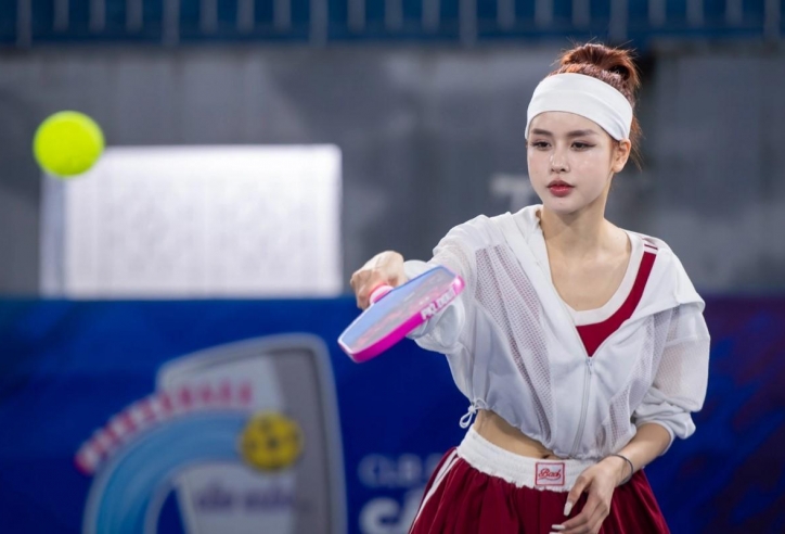 Mưa bão, giông lốc, người chơi pickleball phải gì?