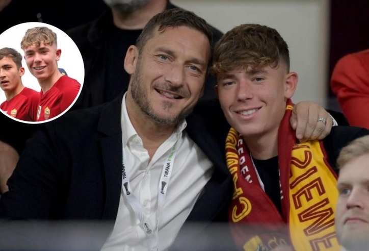 Con trai Totti giải nghệ ở tuổi 19... vì bố