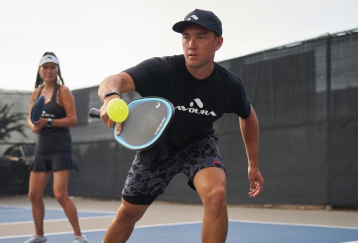 Avoura Rhapsody 13: Cây vợt mặt rộng có khả năng giảm lỗi khó tin