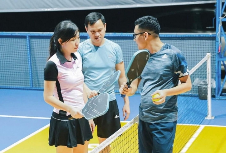 Pickleball bùng nổ kéo theo 'HLV rởm', kỹ thuật sai từ lớp học đầu tiên
