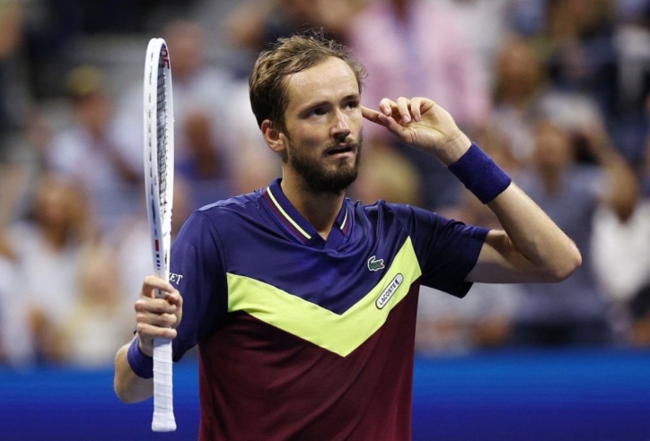 Hạ Alcaraz thuyết phục, Medvedev đấu Djokovic tại chung kết giải US Open 2023