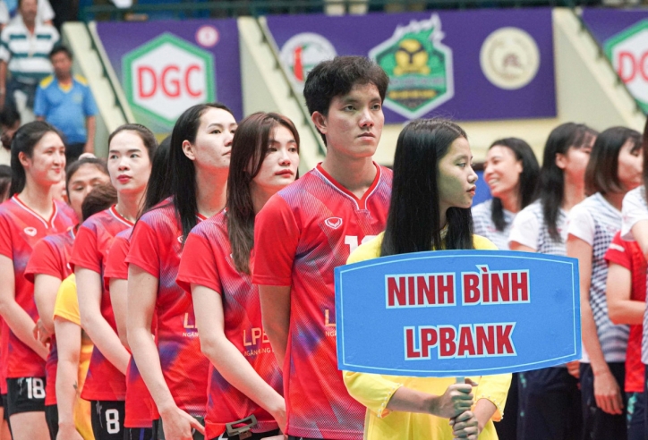 Liên đoàn Bóng chuyền Việt Nam tiếp tục 'mạnh tay' với trường hợp từ chối lên tuyển