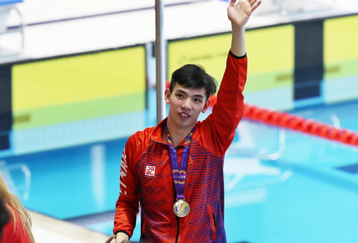 Nguyễn Huy Hoàng phá kỷ lục giải bơi Thái Lan
