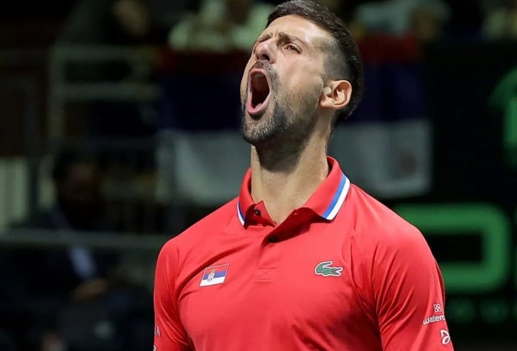 Huyền thoai quần vợt so sánh Novak Djokovic và Carlos Alcaraz