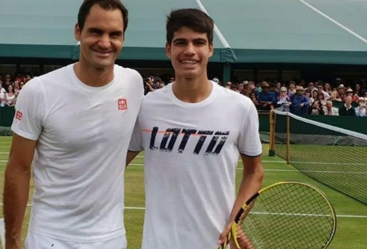 Từ chối Alcaraz, 'Tàu tốc hành' Federer phải nói lời xin lỗi