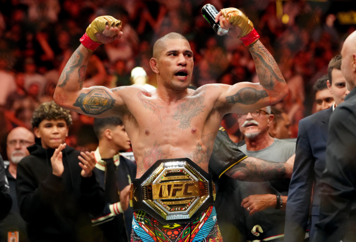 Alex Pereira bảo vệ thành công danh hiệu hạng nặng UFC