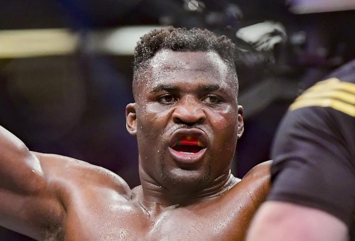 Francis Ngannou chính thức trở lại đấu trường MMA