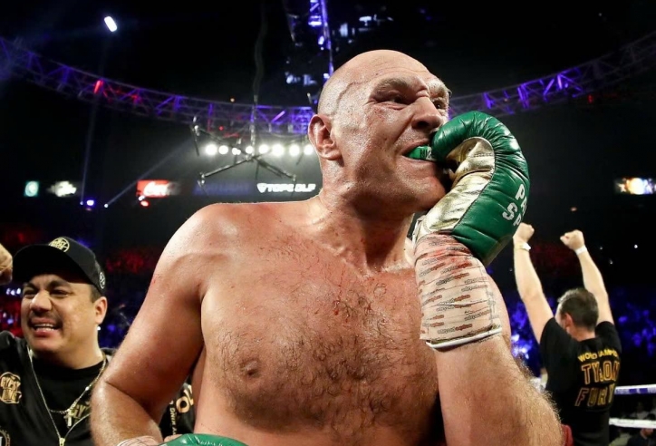 Tyson Fury làm rõ tin đồn chấn thương trước trận tái đấu với Oleksandr Usyk