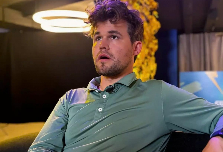 Magnus Carlsen buông lời chửi thề với Liên đoàn Cờ vua Quốc tế