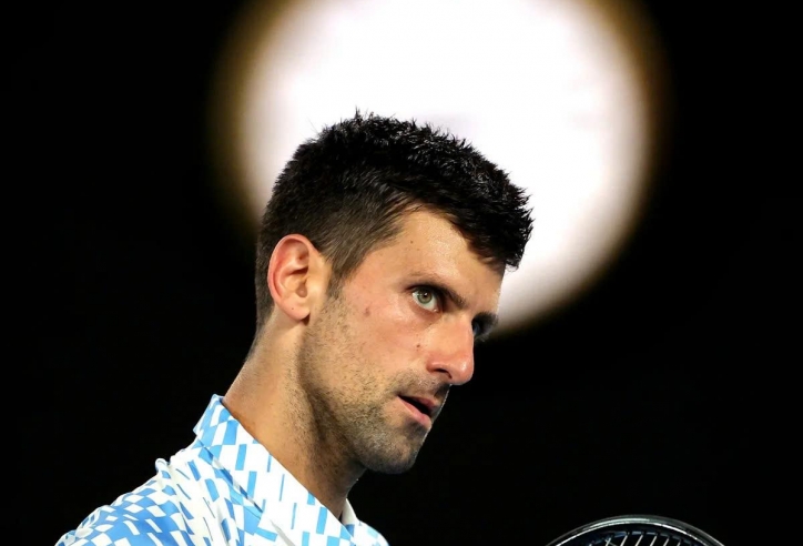 Djokovic quyết tâm 'dằn mặt' các sao trẻ quần vợt