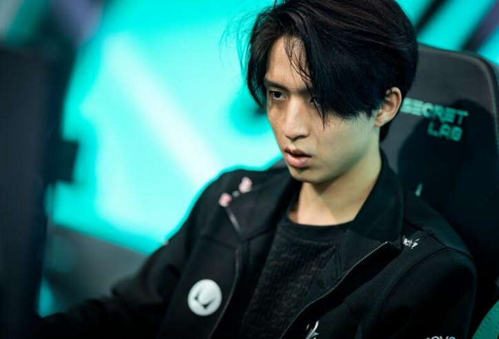Hans Sama là ai? Tiểu sử Hans Sama - Xạ thủ điển trai của G2 Esports