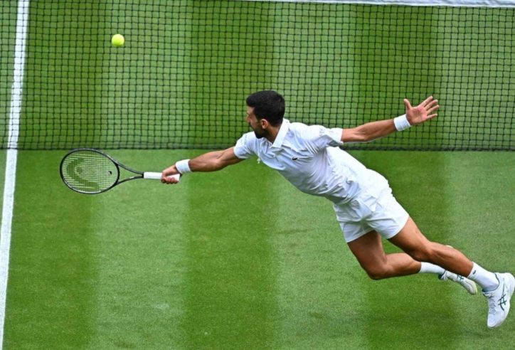 Nick Kyrgios gây bất ngờ khi nói về khả năng Novak Djokovic treo vợt