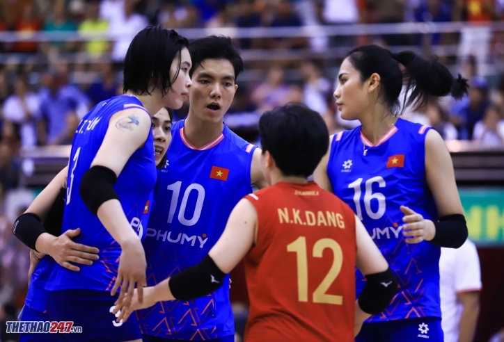 Bóng chuyền nữ Việt Nam nhận 'mưa' tiền thưởng